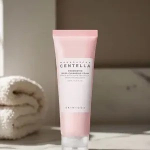 SKIN1004 Madagascar Centella Poremizing Deep Cleansing Foam – Limpiador para Poros (125 ml)